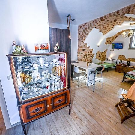 Καμάρα Χωριό Φοινίκι , Kamara Finiki Village Moláoi Eksteriør billede